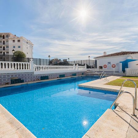 1 Bedroom In Verano Azul, Free Wi-Fi Nerja Extérieur photo