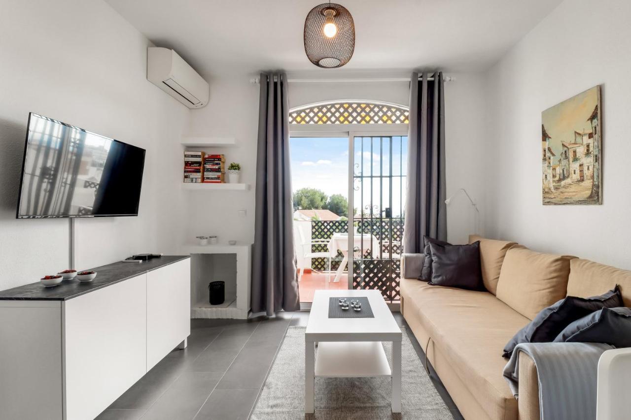 1 Bedroom In Verano Azul, Free Wi-Fi Nerja Extérieur photo