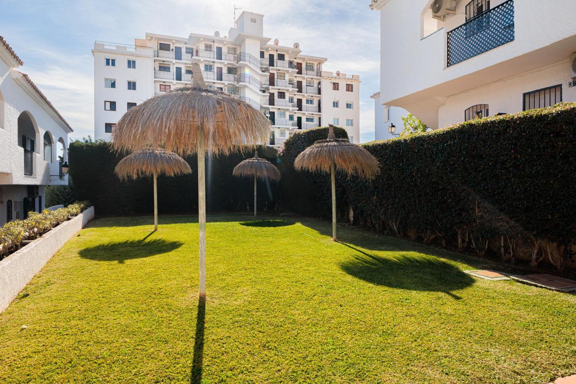 1 Bedroom In Verano Azul, Free Wi-Fi Nerja Extérieur photo