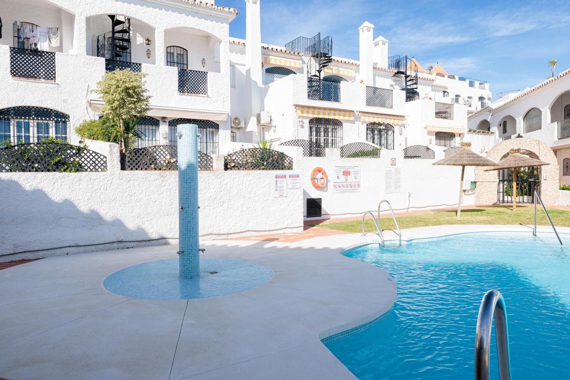 1 Bedroom In Verano Azul, Free Wi-Fi Nerja Extérieur photo