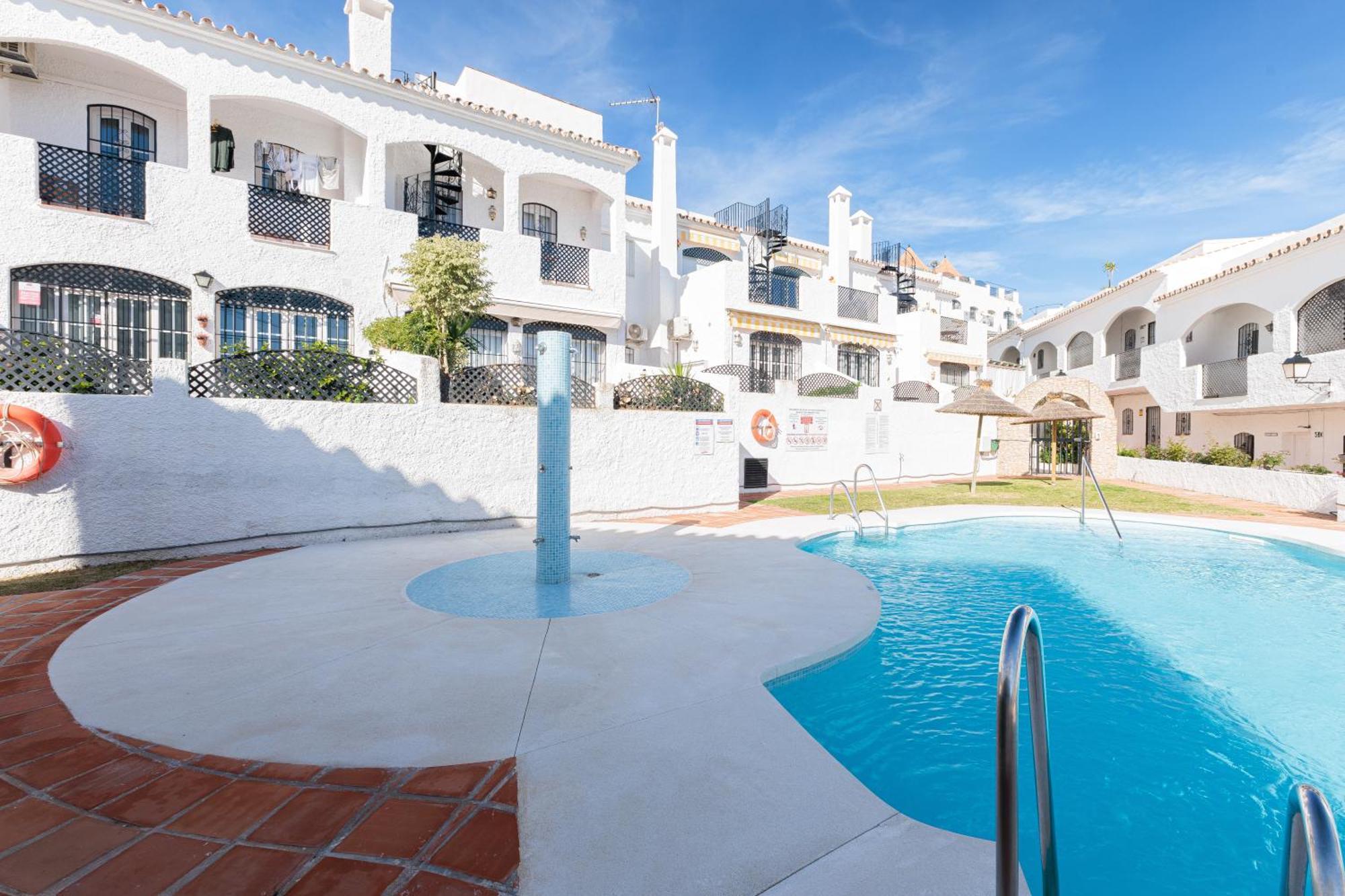 1 Bedroom In Verano Azul, Free Wi-Fi Nerja Extérieur photo